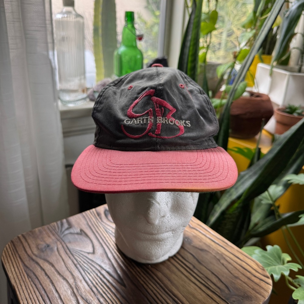 Vintage Garth Brooks Snapback Hat Charcoal Red Embroidered Country Music Cap 90s
